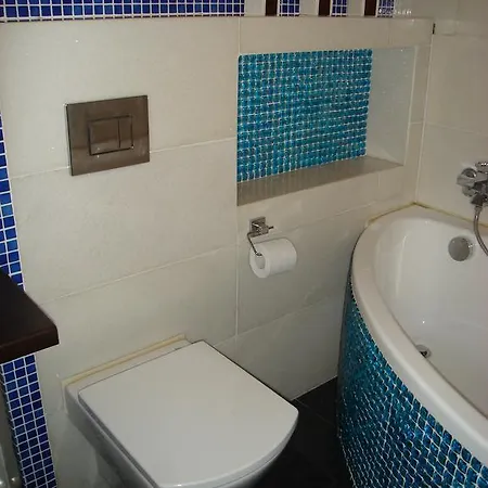 100 Sqm Luxury Apartment Wilanow Lägenhet *