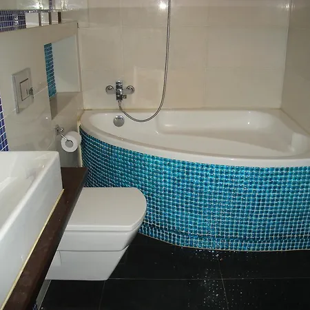 100 Sqm Luxury Wilanow Varsavia