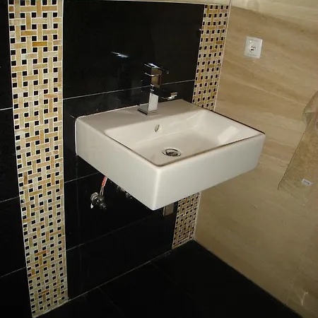 100 Sqm Luxury Apartment Wilanow *