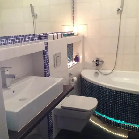 Apartman 100 Sqm Luxury Wilanow Varsó