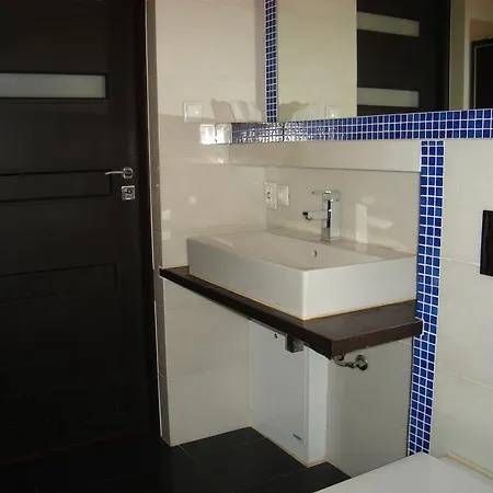 100 Sqm Luxury Wilanow * Varsó